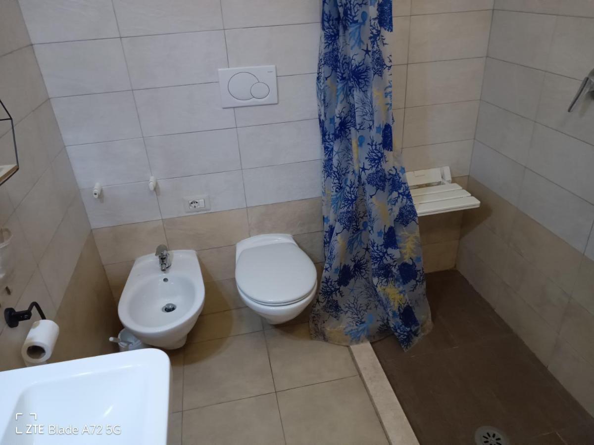 La Tenuta Del Passero Le Ferriere Luaran gambar
