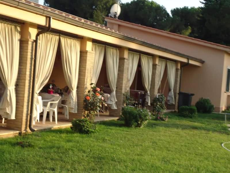 La Tenuta Del Passero Le Ferriere Luaran gambar